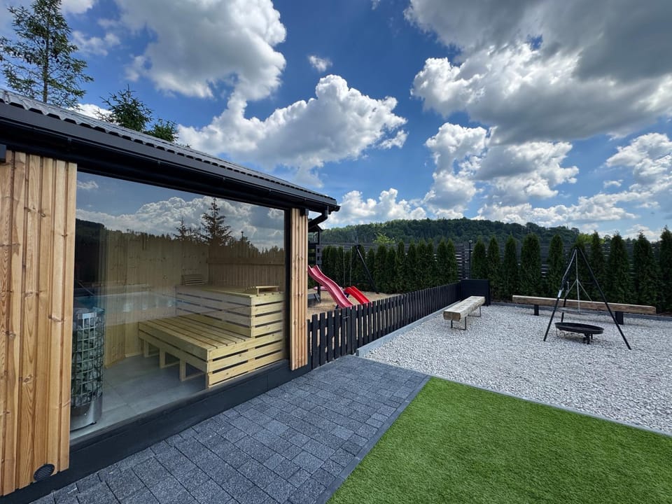 Spring, Day, BBQ facilities, Children play ground, Sauna, Garden view