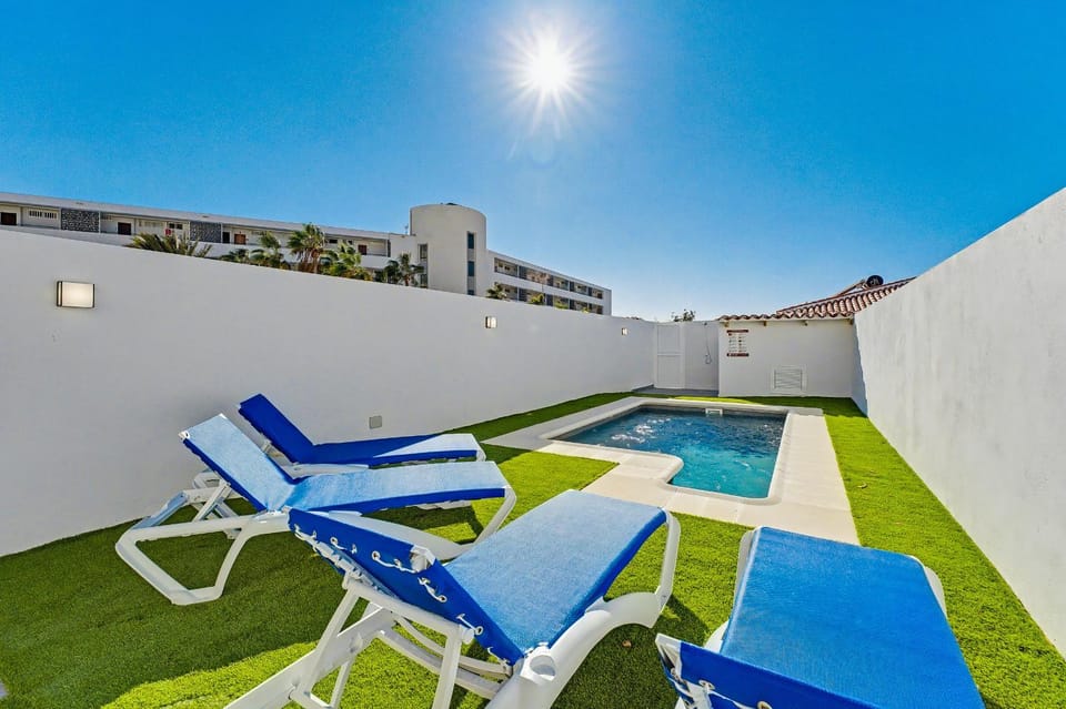 Duplex C8 House in Canary Islands