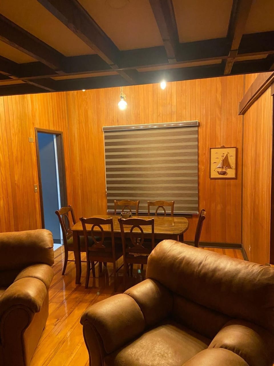 House in the heart of the city with a jacuzzi and parking Villa in Puerto Montt