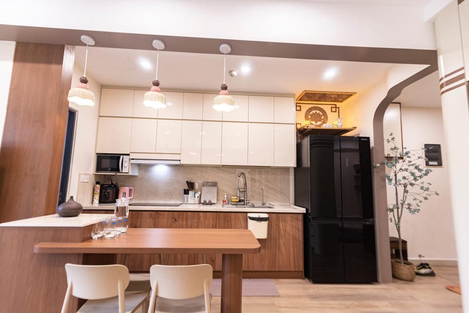 Kitchen or kitchenette, Dining area, dishwasher, minibar, oven, pet friendly, stove