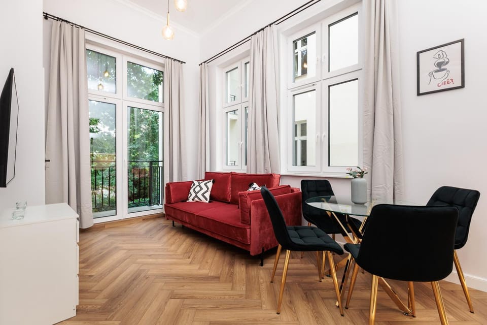 TV and multimedia, Balcony/Terrace, Living room, Other, Photo of the whole room, Seating area, Dining area, heating, internet