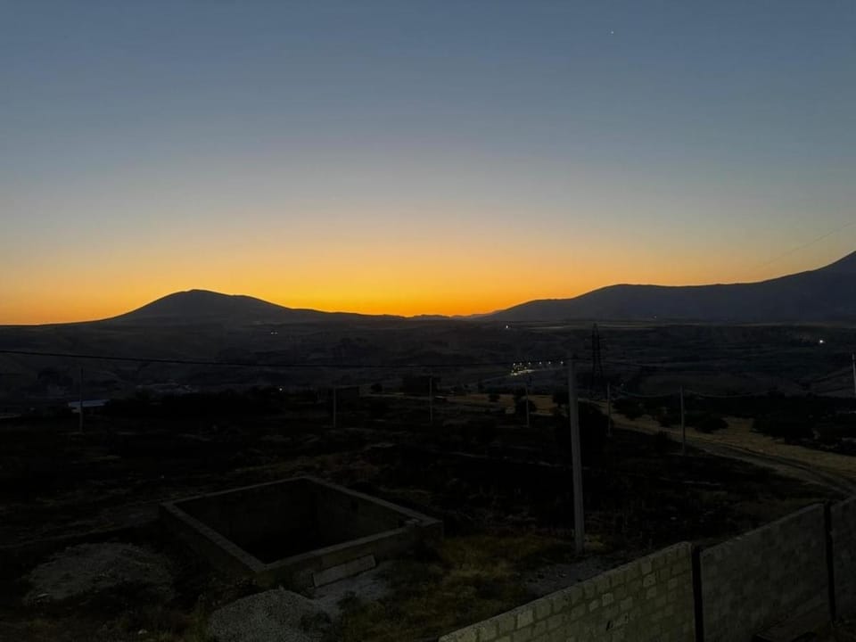 Mounts Aura House in Armenia