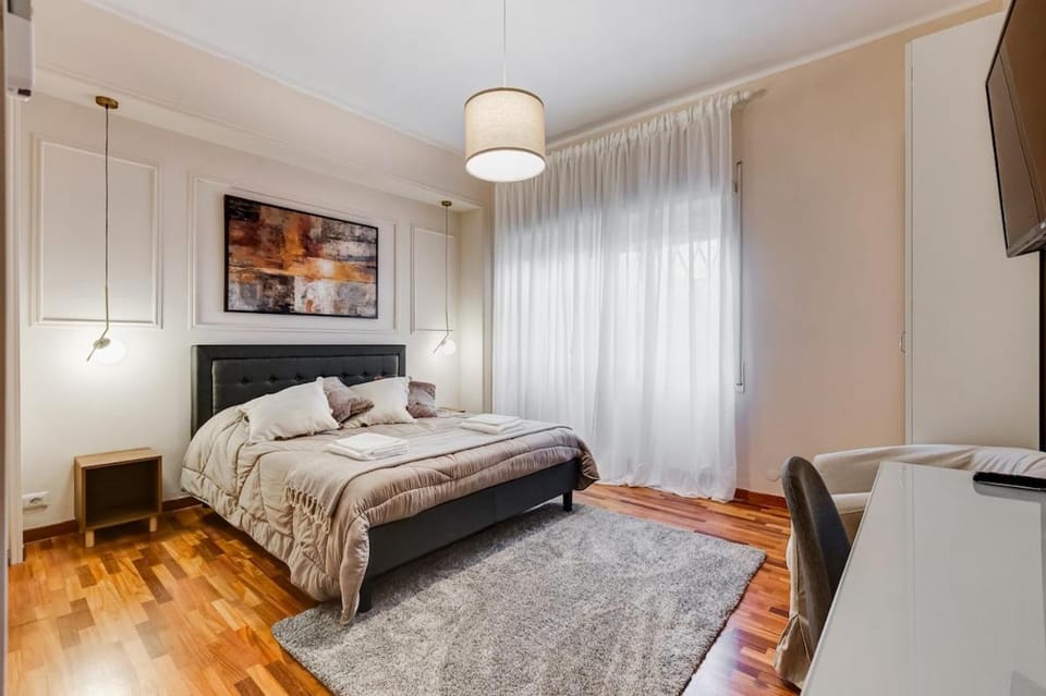 7 min dal Colosseo, Aria condizionata, Smart TV, 4 pax Apartment in Rome
