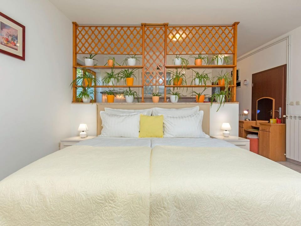 Apartment Studio Oliva by Interhome Apartment in Pula