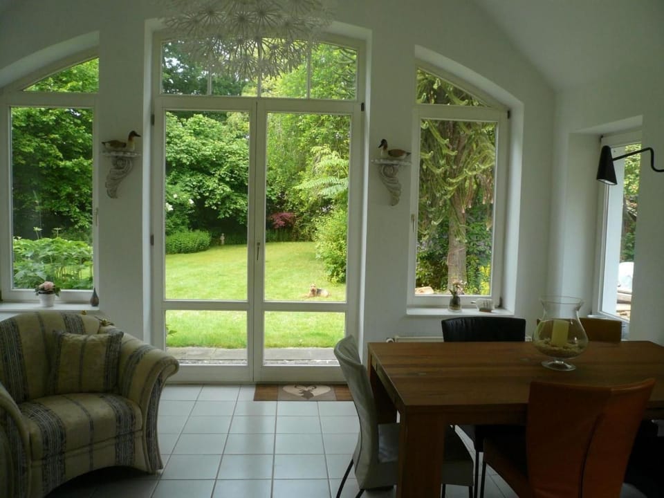 Holiday Home in Stollhamm mit Großem Garten by Interhome House in Butjadingen