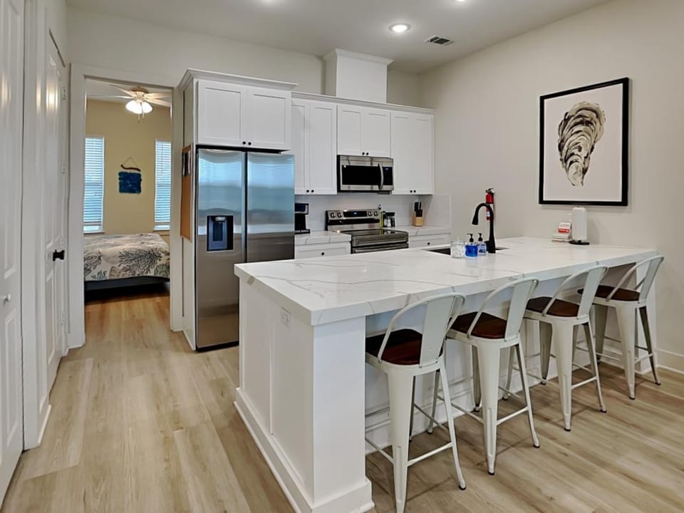 Day, Kitchen or kitchenette, Seating area, furniture, microwave