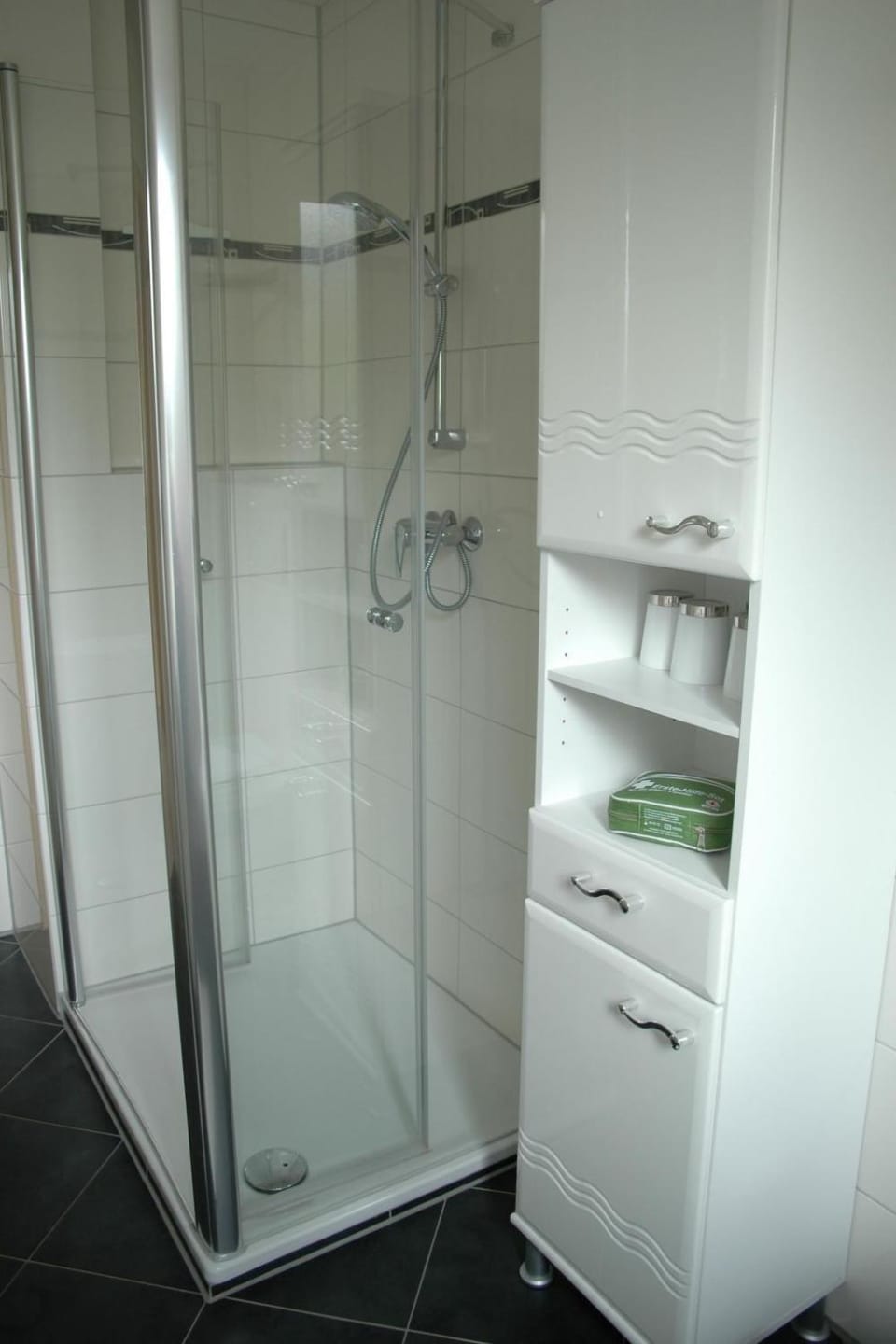 Holiday Home mit Indoorpool- Garten und Partyraum by Interhome House in Lower Saxony, Germany