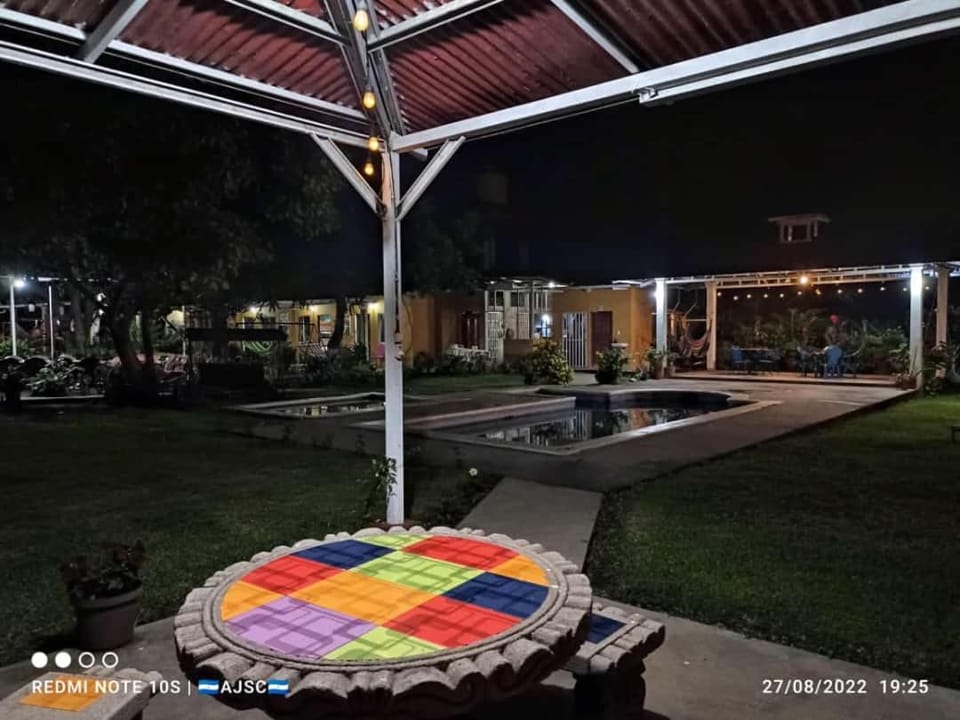Hostal Nathaly Bed and Breakfast in Rivas