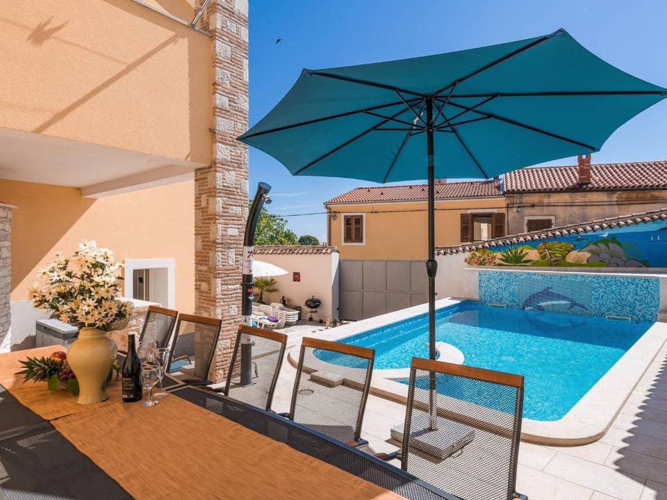 Holiday Home Villa Nada by Interhome House in Vodnjan