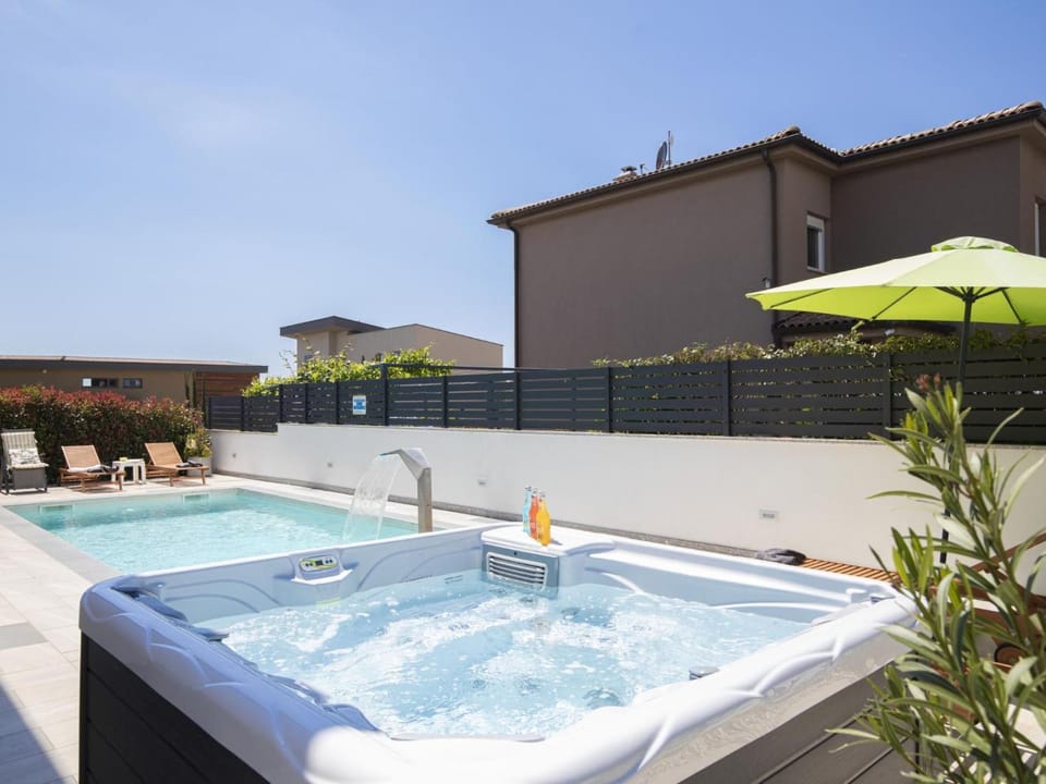 Holiday Home Villa Gusto by Interhome House in Vodnjan