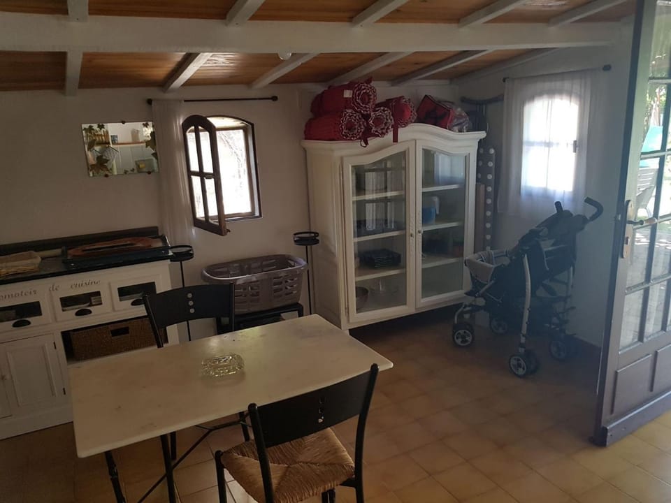 Holiday Home Charmante 3 Villa La Milouyette by Interhome House in Occitanie