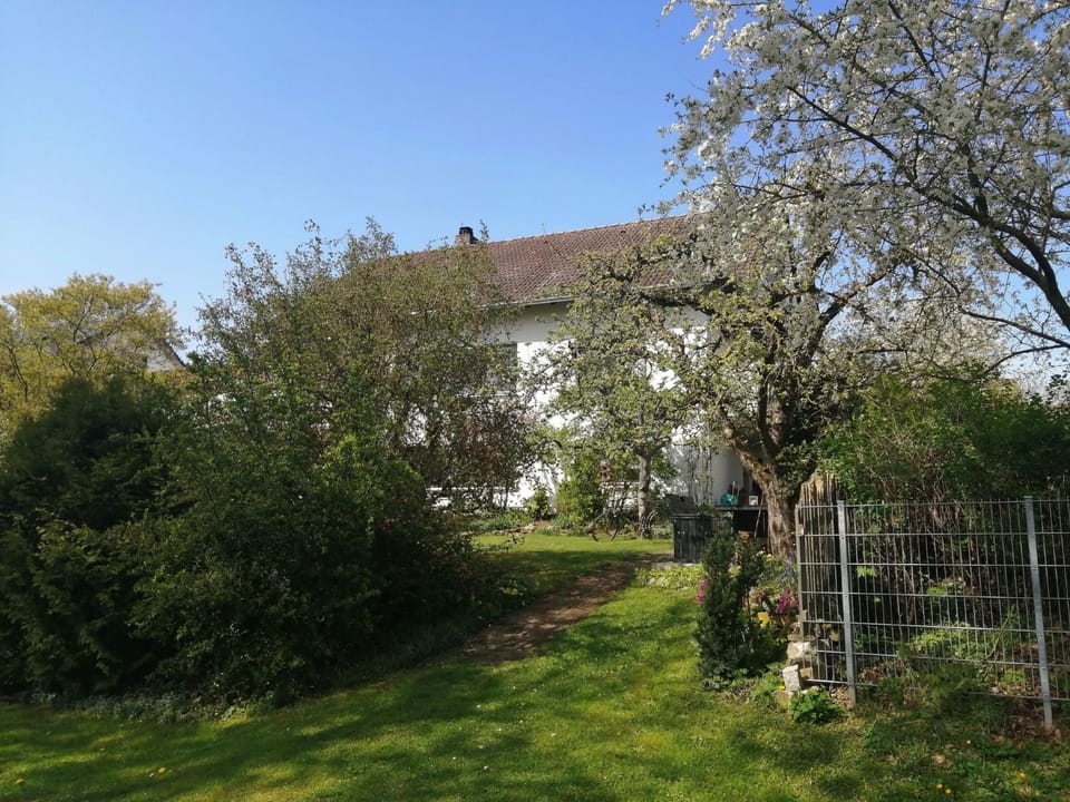 Apartment Große Ferienwohnung in Sinbronn mit Garten by Interhome Apartment in Bavaria