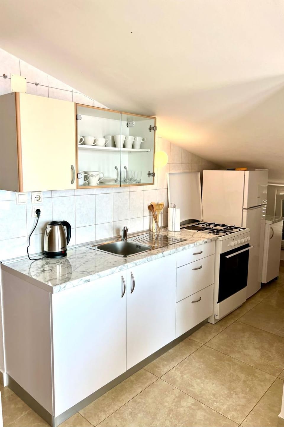 Kitchen or kitchenette