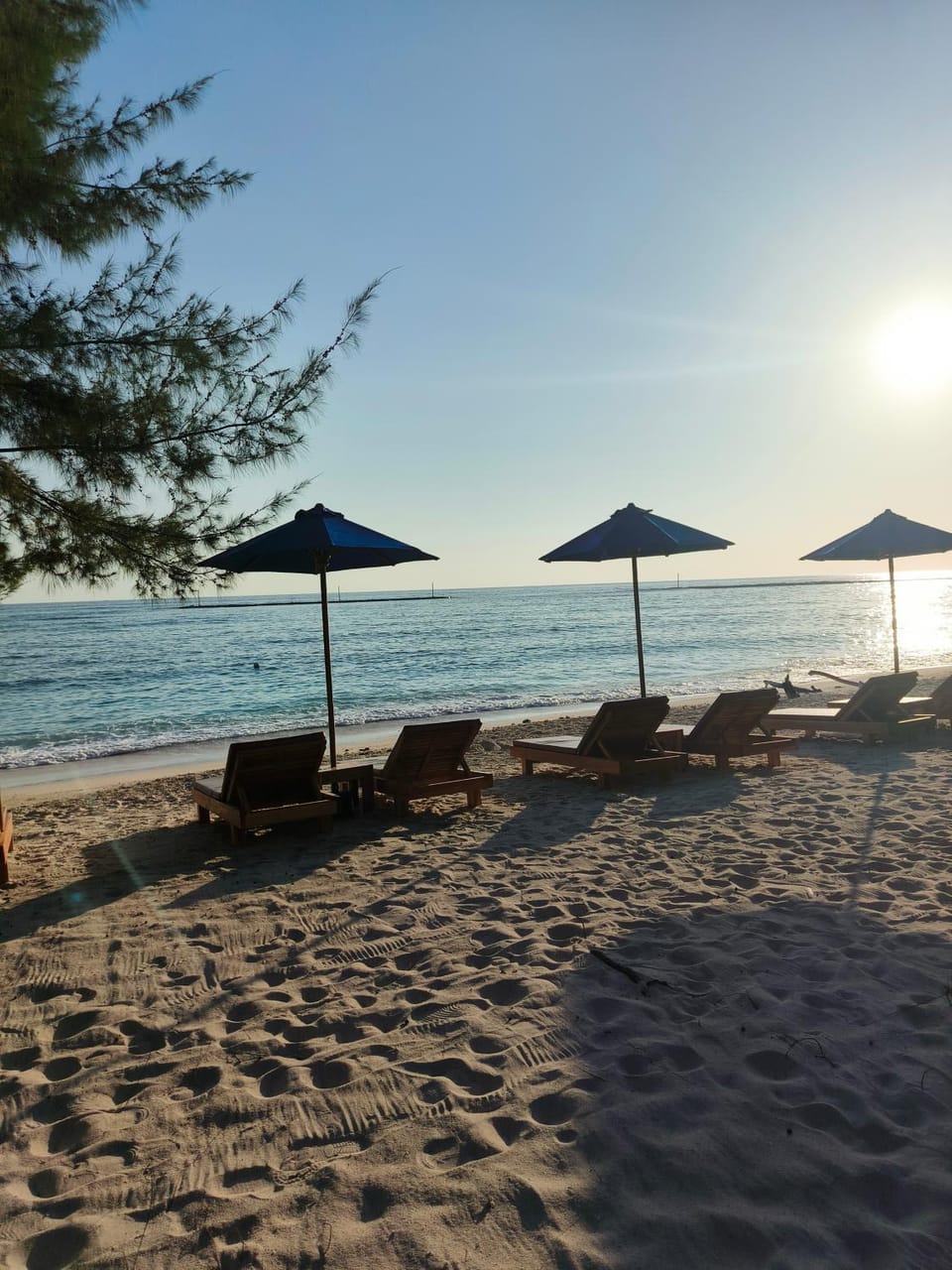 Nearby landmark, Day, Beach, Sea view, sunbed
