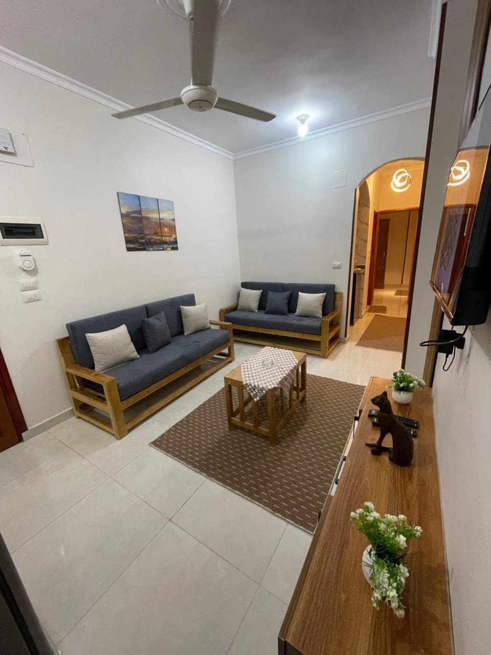 TV and multimedia, Living room, Seating area
