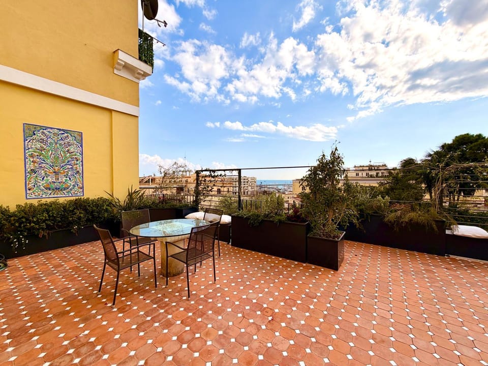 Property building, Patio, Spring, Day, Winter, Summer, View (from property/room), Balcony/Terrace, Dining area, Autumn, Seasons