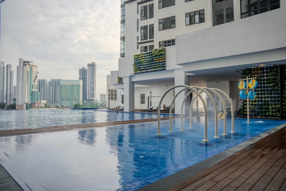 Space Residency Premium Suite Near KSL Mall by Nest Home Apartment in Johor Bahru
