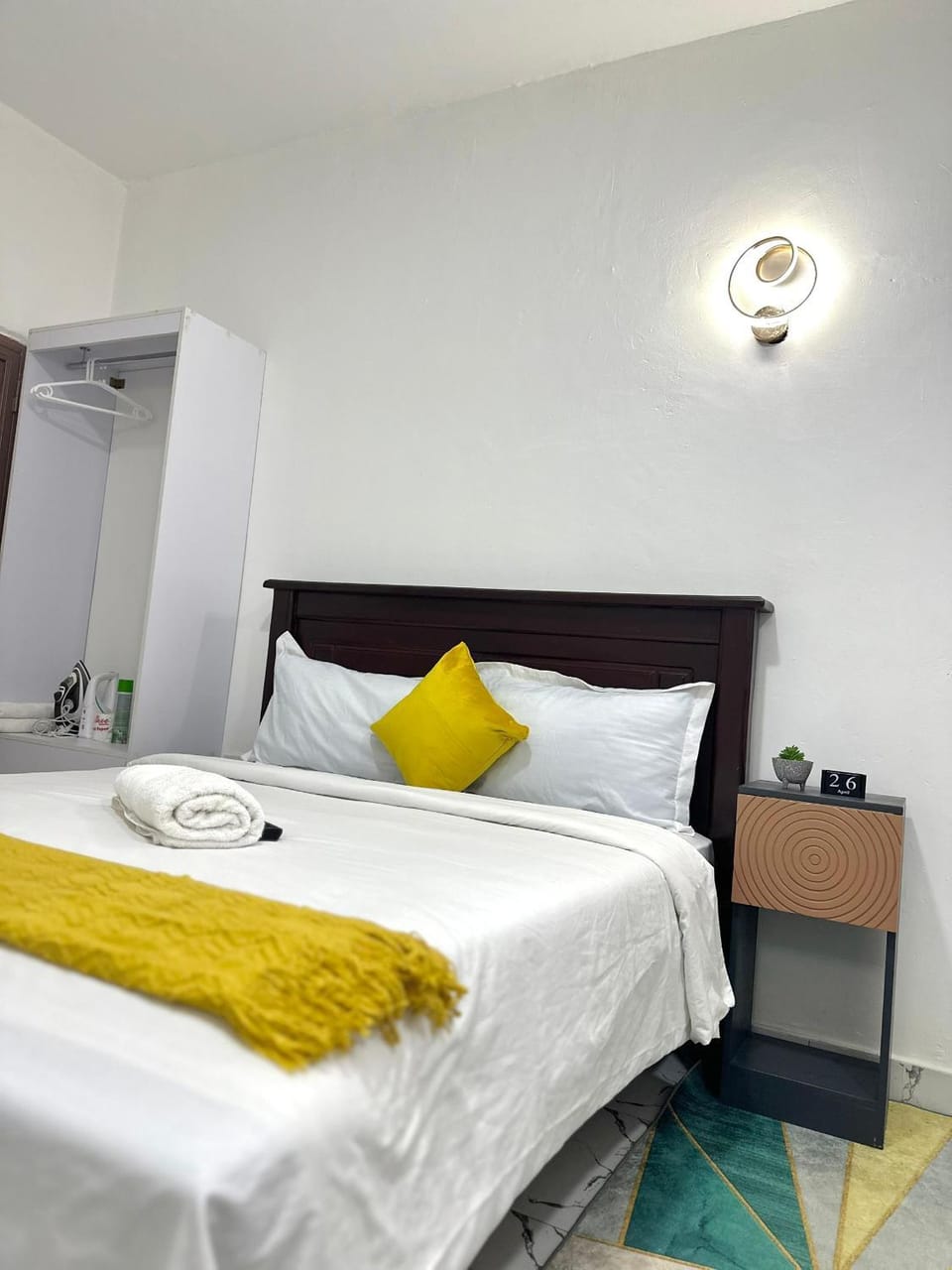 Bed, Bedroom, towels, wardrobe