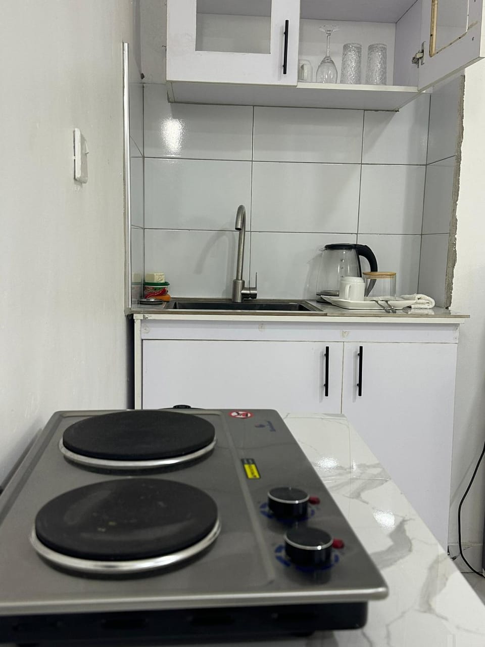 Kitchen or kitchenette, stove