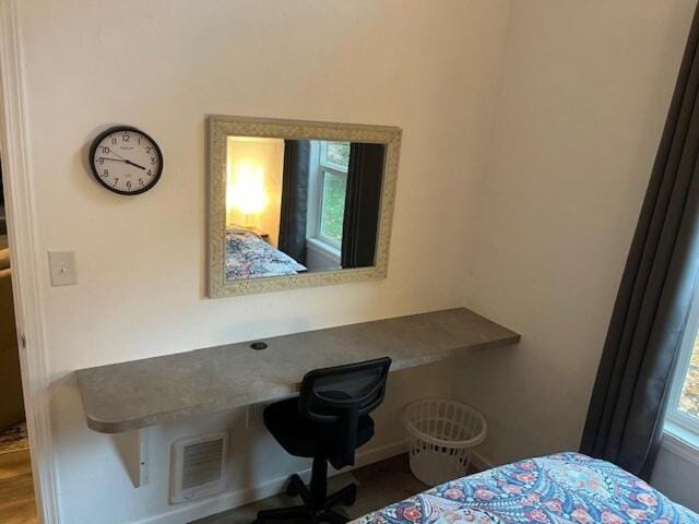 Cozy Cottage- just outside of the city! Apartment in McKenzie River