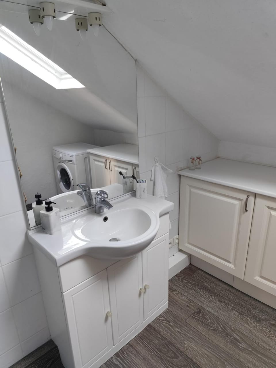 Duplex spacieux et lumineux en centre-ville Apartment in Centre-Val de Loire