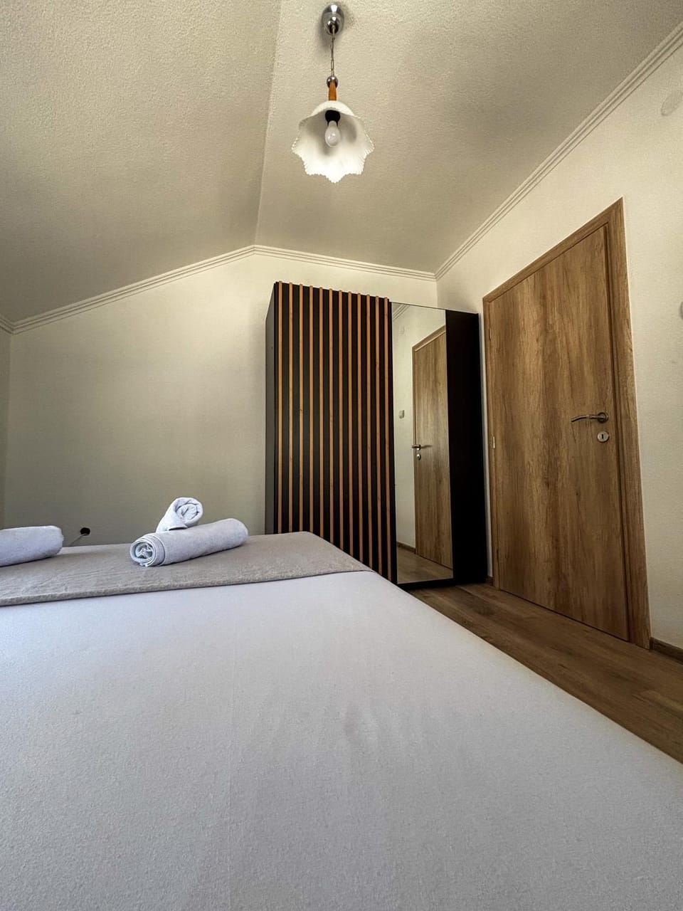 Horizont 3-Bedroom Apartment with City View & Private Parking Apartment in Mostar