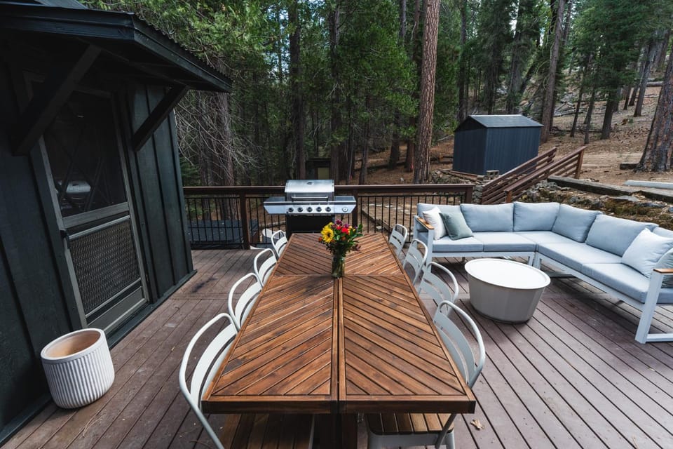 Patio, Natural landscape, Balcony/Terrace, Dining area
