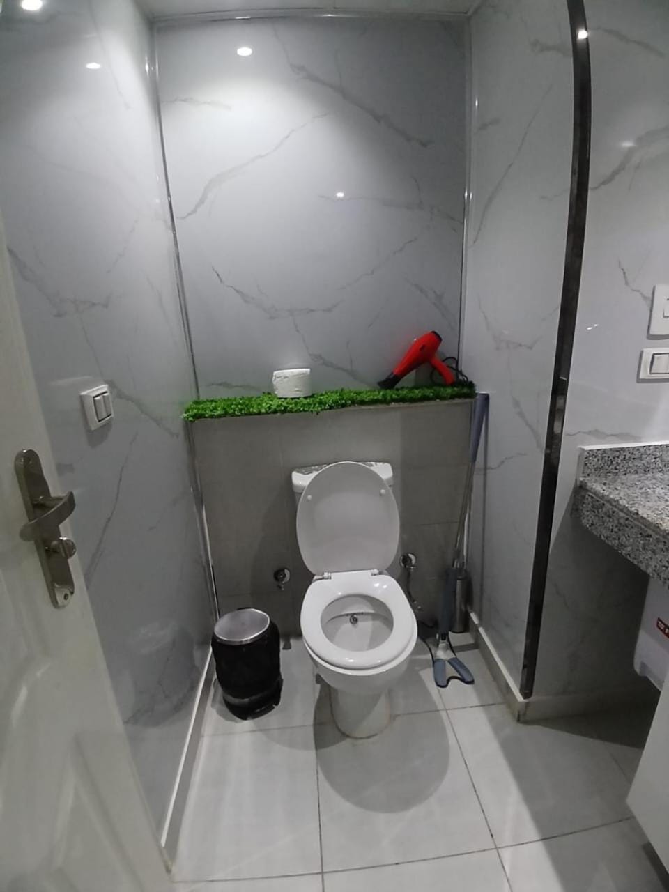 Toilet, Bathroom