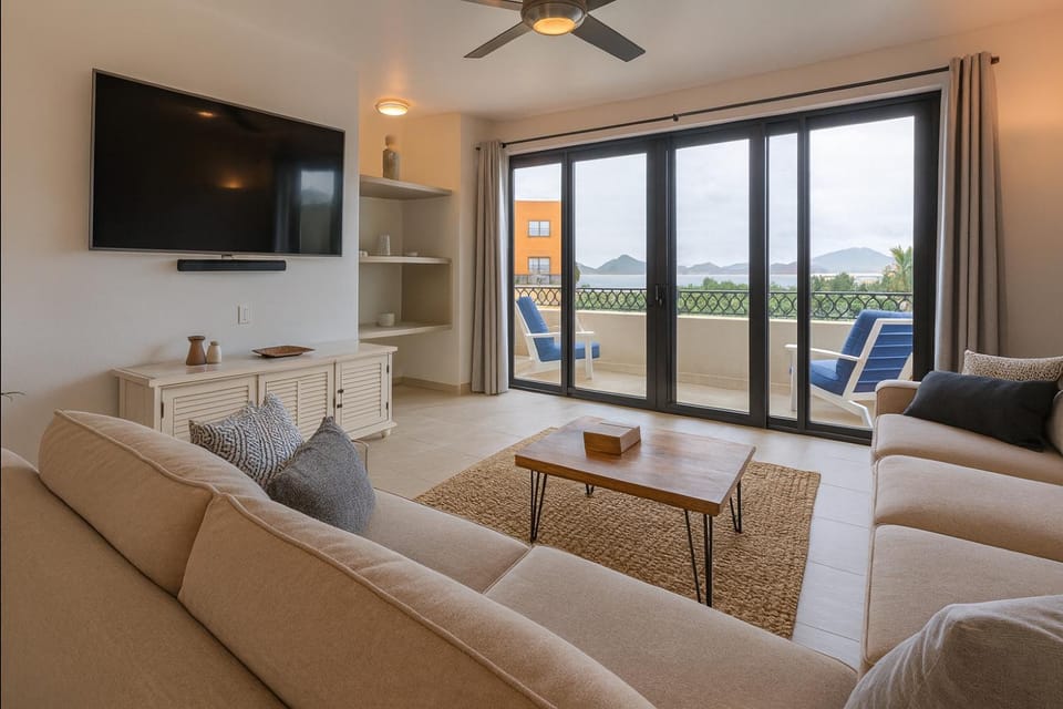 Balcony/Terrace, Living room, Seating area, Mountain view, Sea view