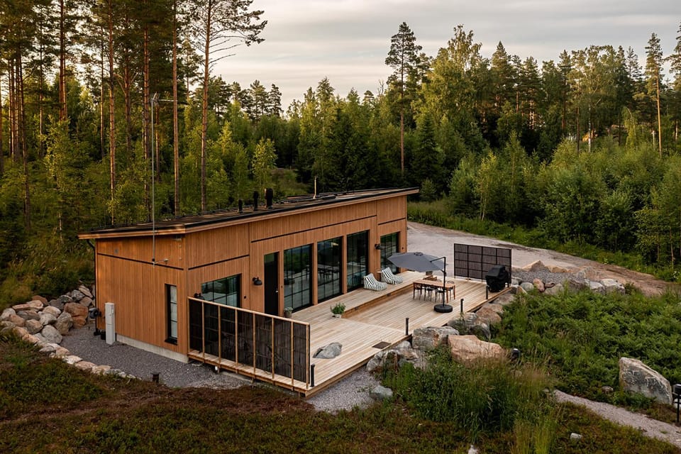 Property building, Natural landscape, Garden view