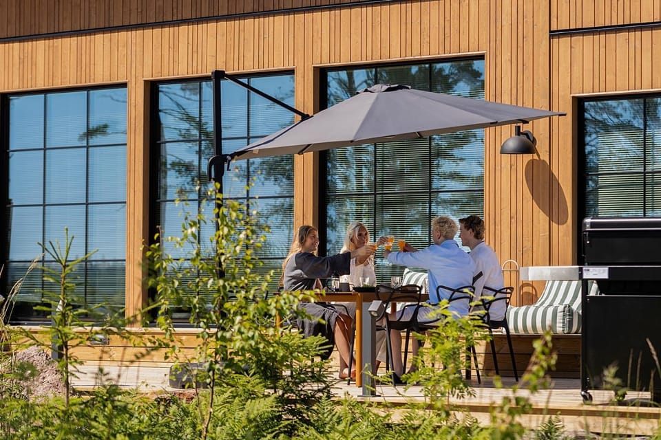 Modern seaside villa - own beach and beach sauna - panoramic windows House in Uusimaa