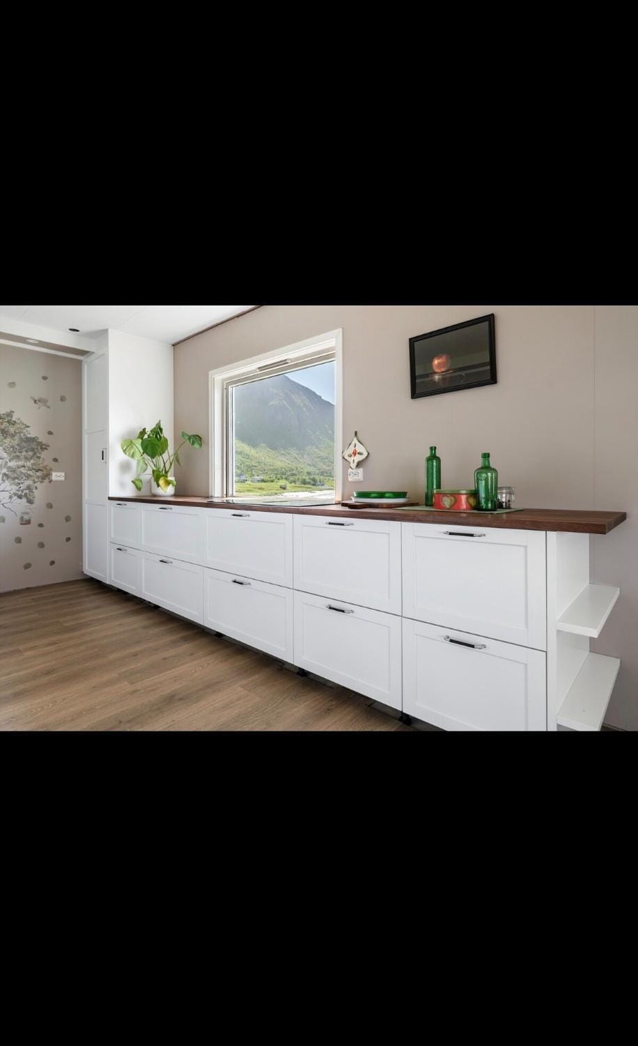 House on Ramberg beach House in Lofoten