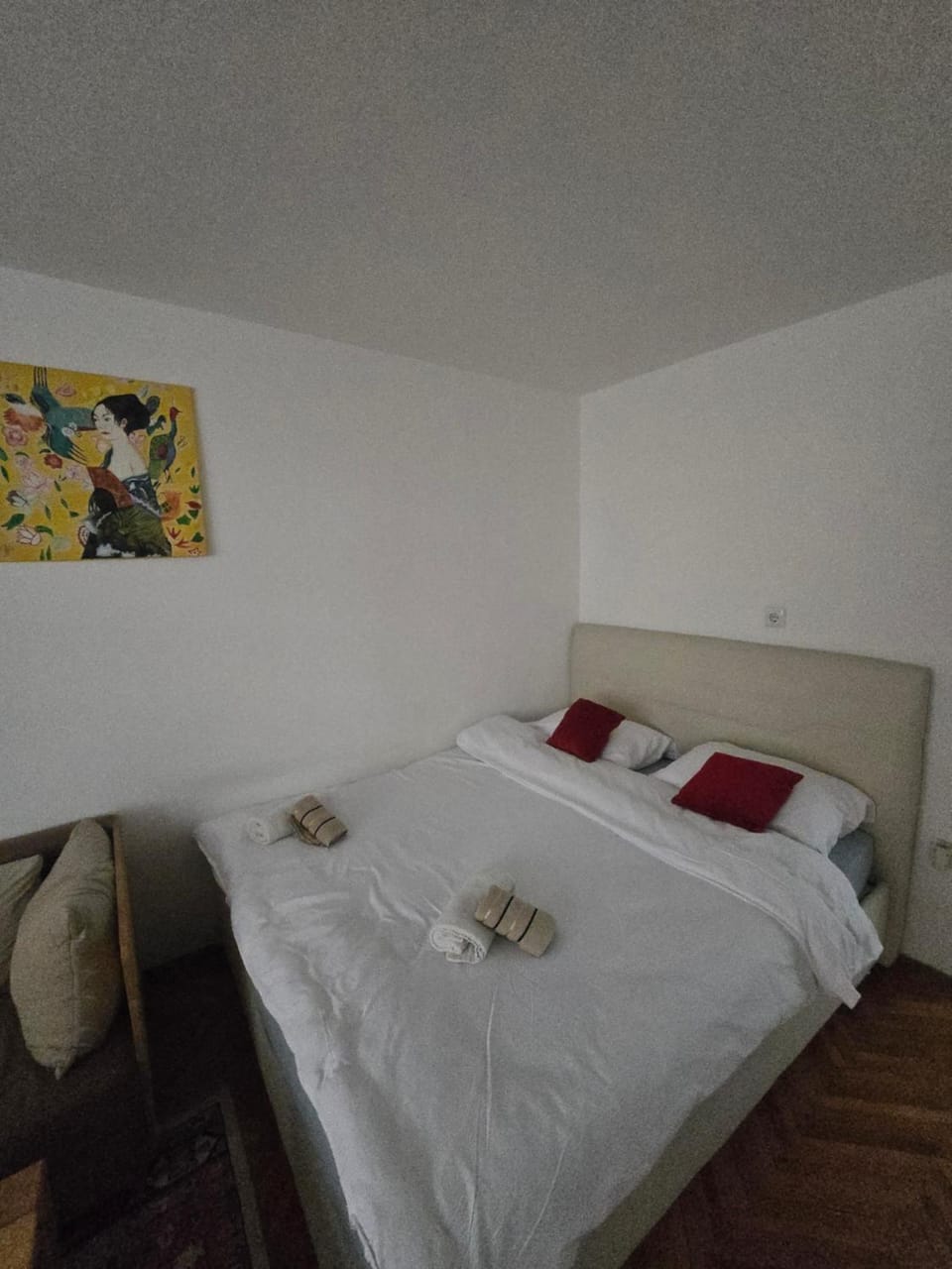 Drvenija old town free parking 2 cars quietly warm all walk distance Apartment in Sarajevo