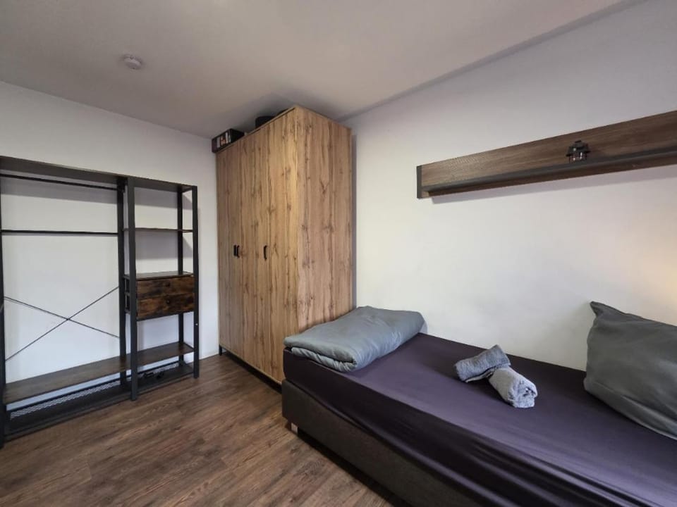 Bed, Bedroom, wardrobe