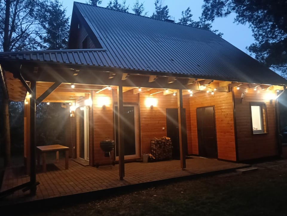 Property building, BBQ facilities, Balcony/Terrace