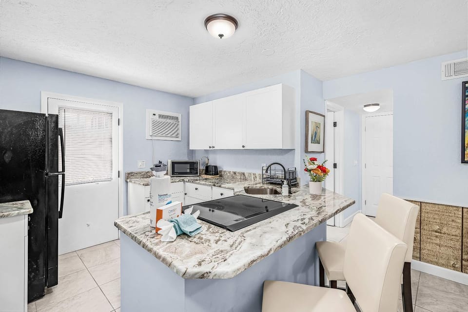 Blissful Beach Retreat D Apartment in Manasota Key