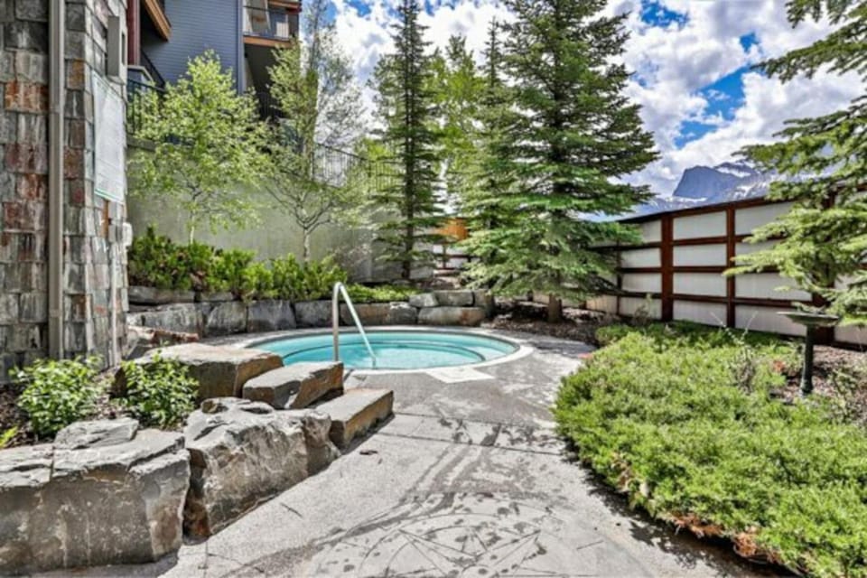 Hot Tub