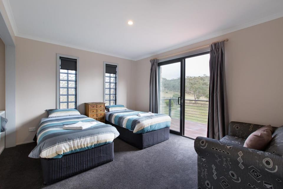 Cottage 6 Touchdown Cottages Country House in Jindabyne
