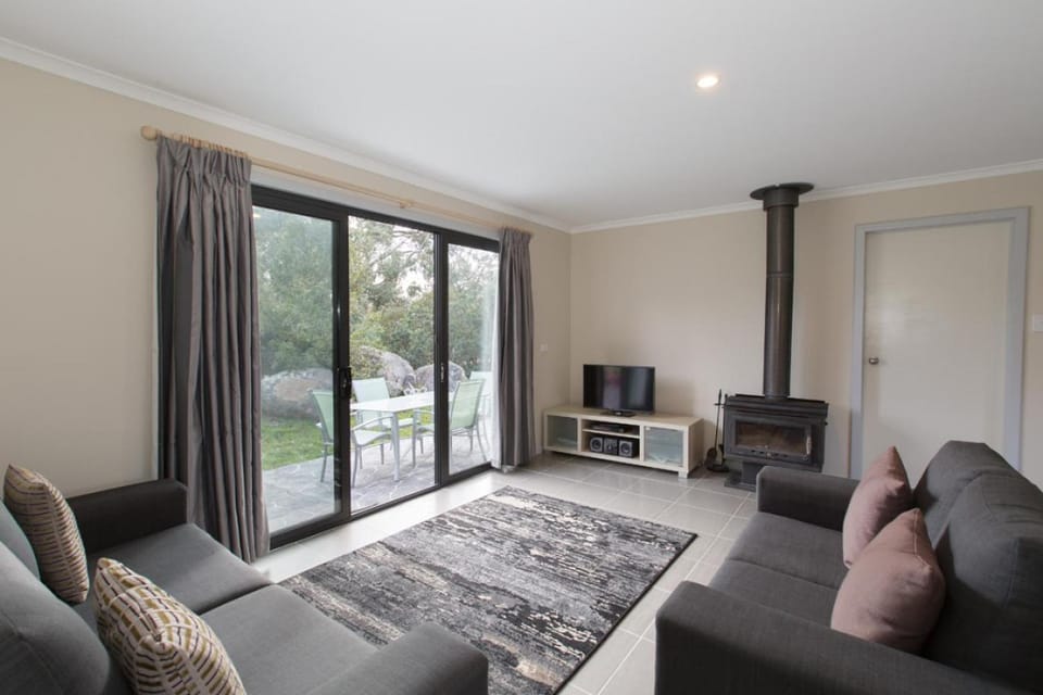 Brumbies Run Touchdown Cottages Country House in Jindabyne
