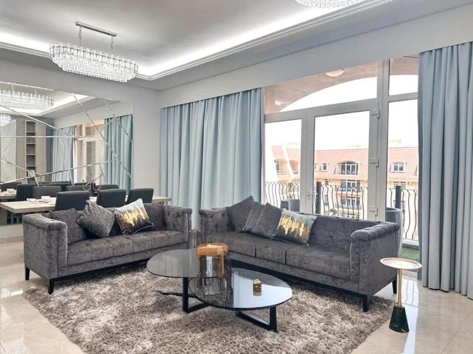 Entire House next to the Airport - Uptown Mirdiff Apartment in Al Sharjah