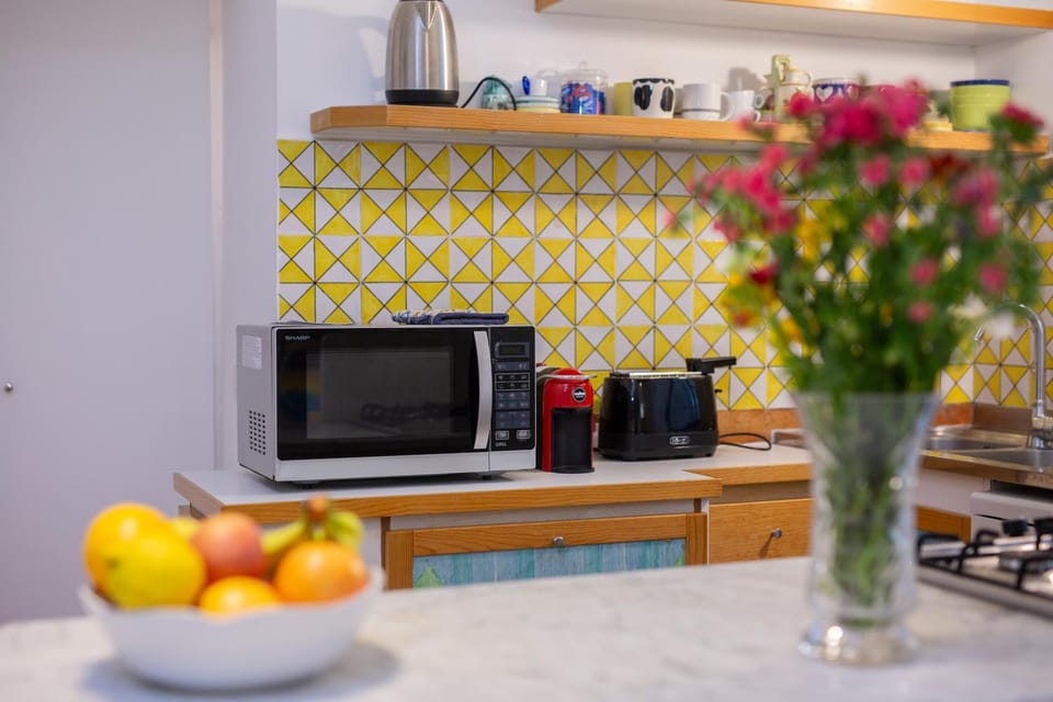 Coffee/tea facilities, Kitchen or kitchenette, toaster