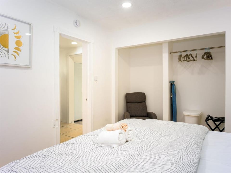 Private 1BR w Yard & King Bed Simi Valley Apartment in Simi Valley