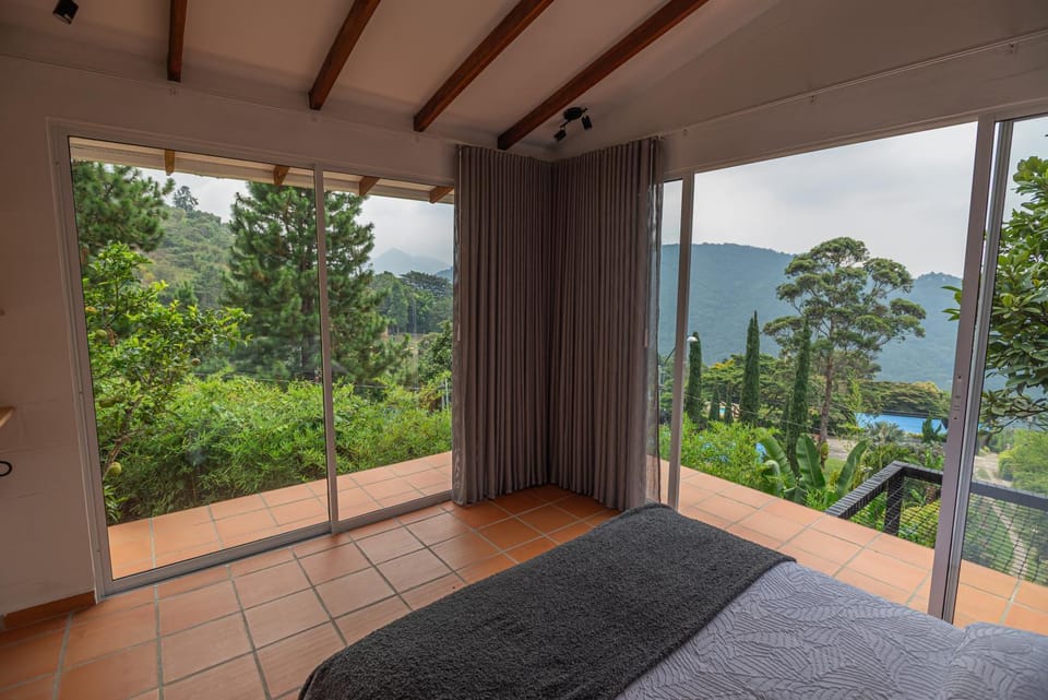 Bedroom, Garden view
