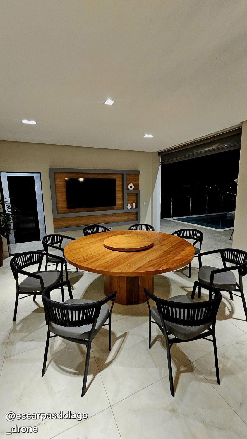 Seating area, Dining area
