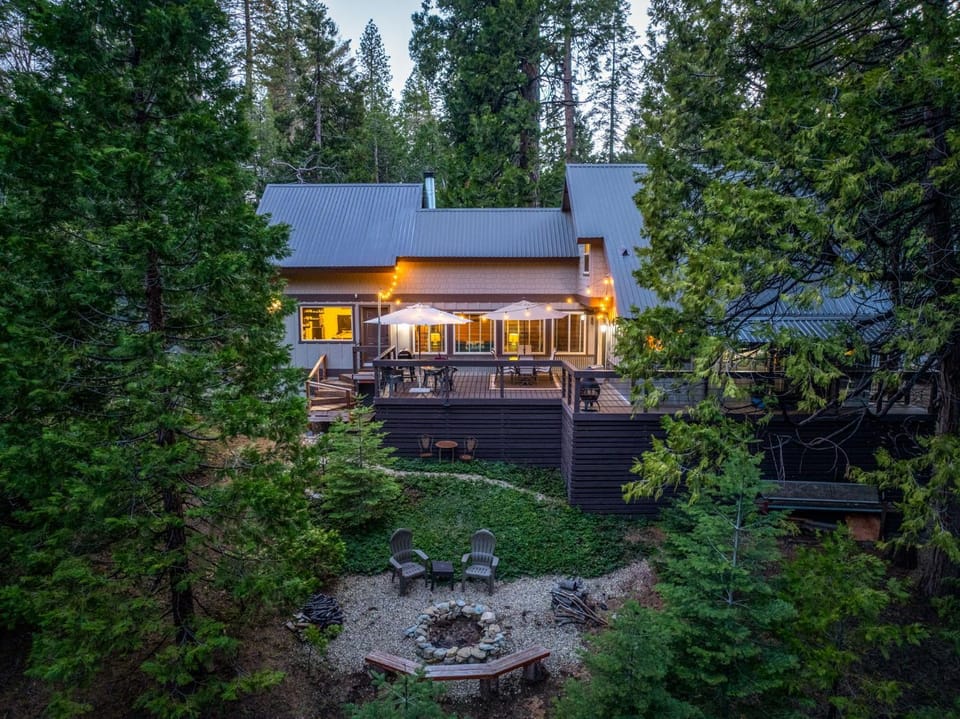 Cedar Horn- Serene Family Shaver Retreat House in Shaver Lake