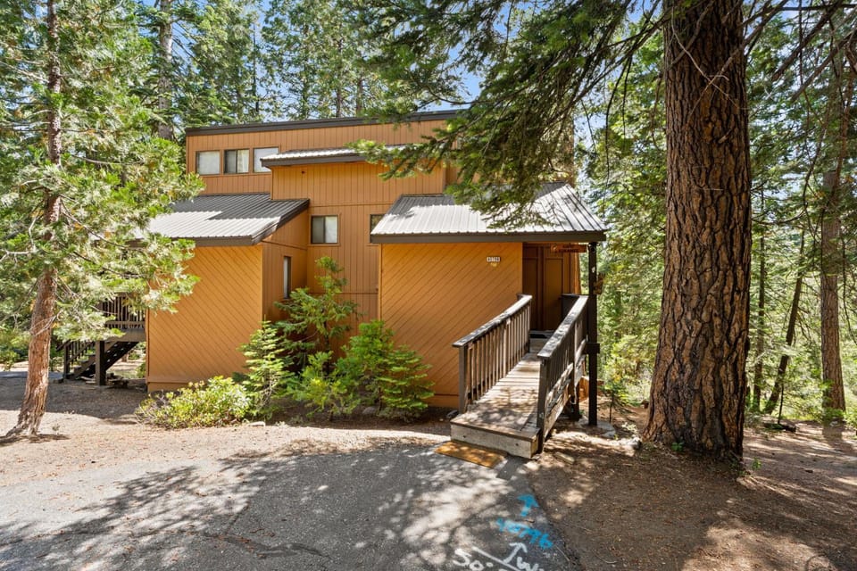 Kamp Kokanee-Updated Condo Near Spa Sauna House in Shaver Lake