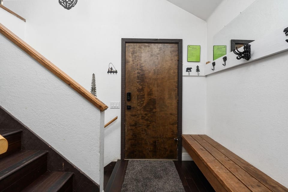 Kamp Kokanee-Updated Condo Near Spa Sauna House in Shaver Lake