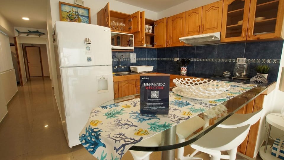 Island Apt in Punta Hermosa views & access sea Apartment in Punta Hermosa