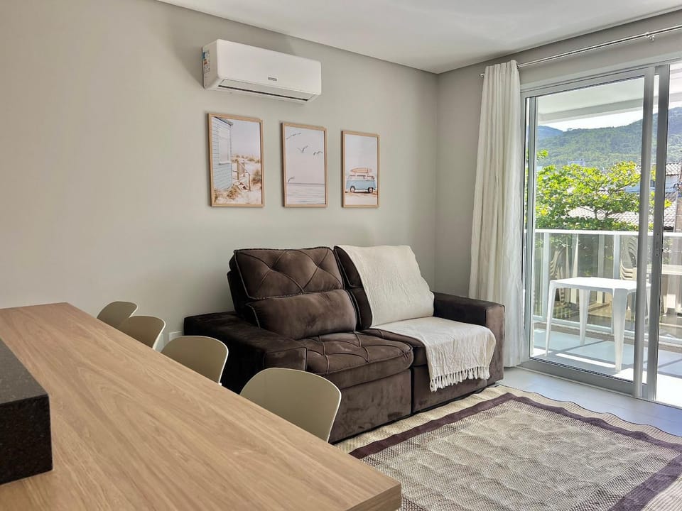 Lindo! Apartamento na Praia de Palmas - CI03J Apartment in Florianopolis