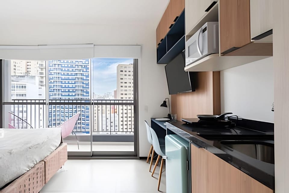 BHaus Centro São Paulo VN Consolação | Studio com Varanda | 14o andar | Condomínio Conceito | Lavanderia pay per use | Academia | Coworking | Recepção 24h | Minimercado | cn14 Apartment in Sao Paulo City
